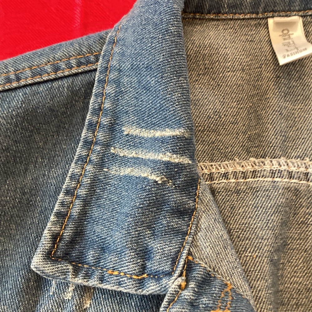 Jean jacket - Picture 11 of 13